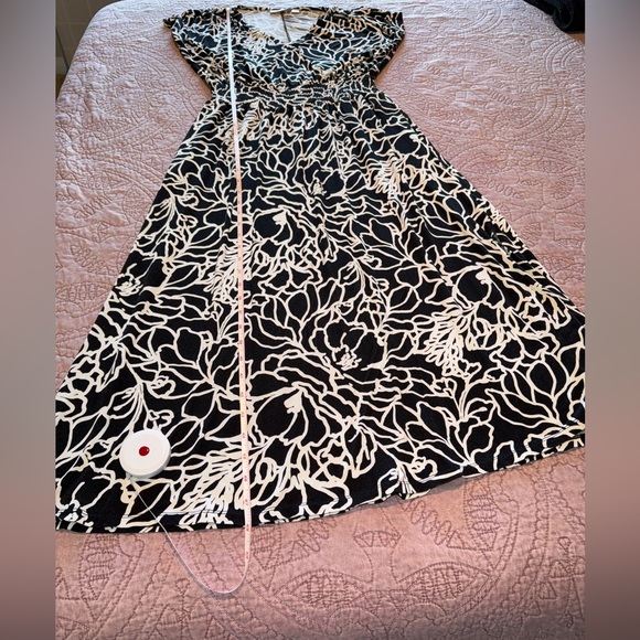 Belle by Kim Gravel Black and White Women's Dress - Picture 14 of 16